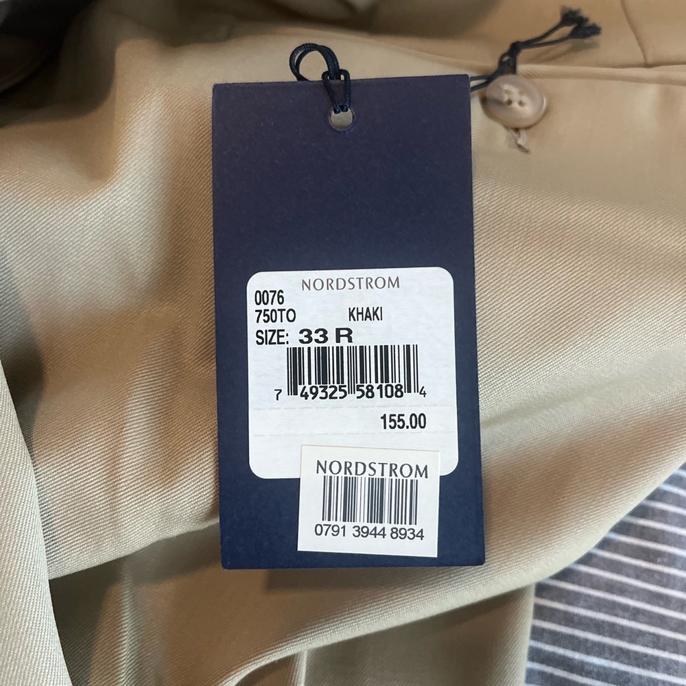 Men’s Dress Khaki Pants - Size 33R